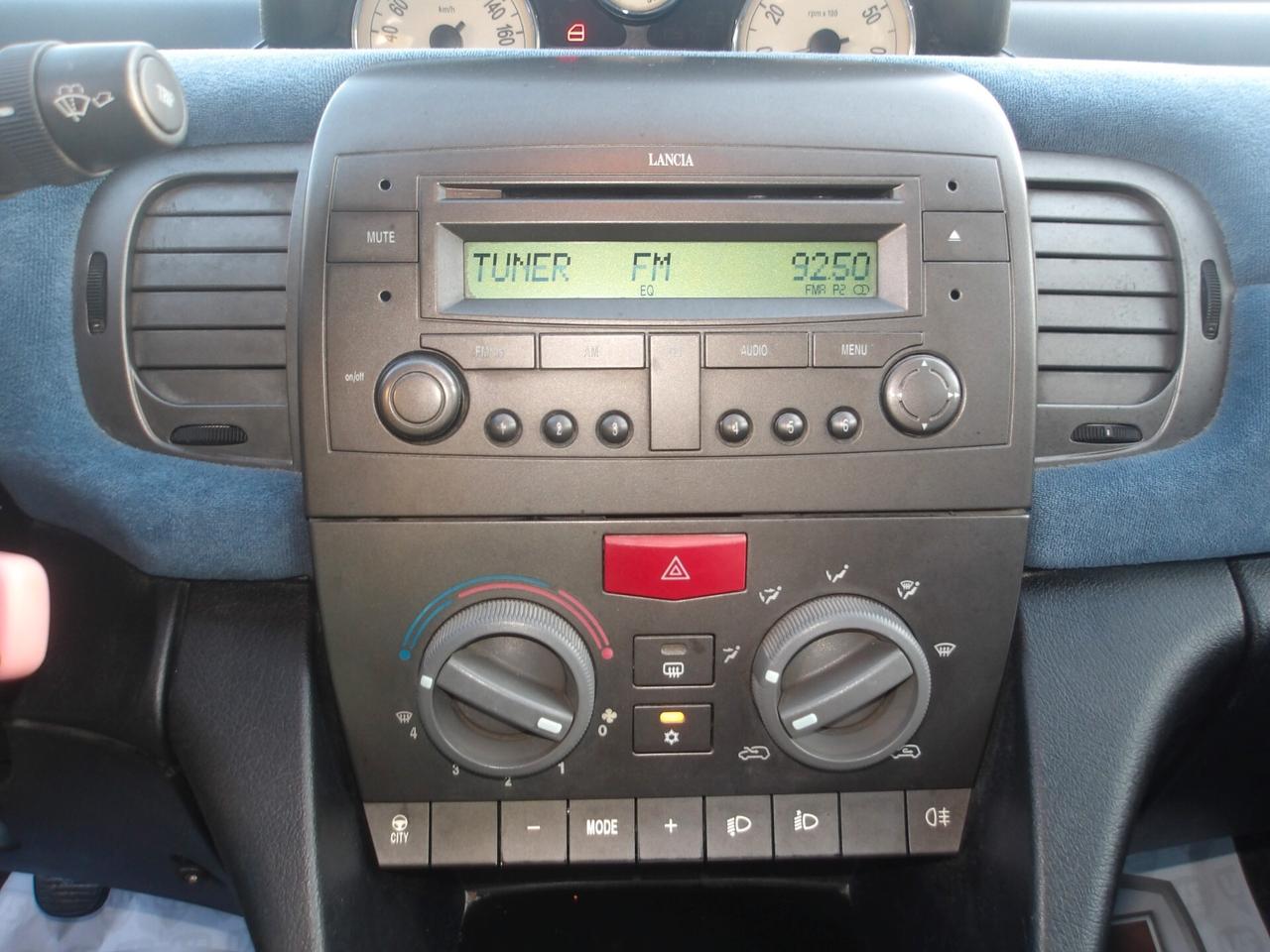 LANCIA YPSILON 1.2 B/GPL-2005