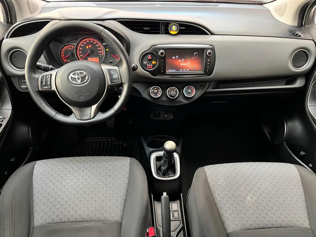 Toyota Yaris 1.0 5 porte Lounge - 2015