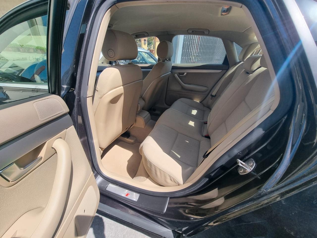Audi A4 2.0 16V TDI Sport