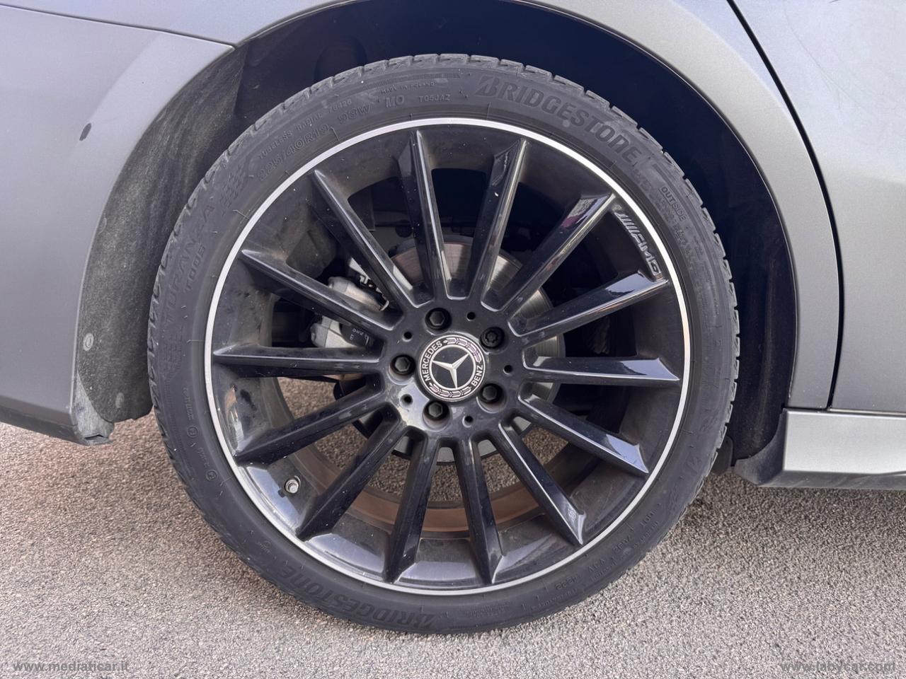 MERCEDES-BENZ A 180 d Automatic 4p. Premium