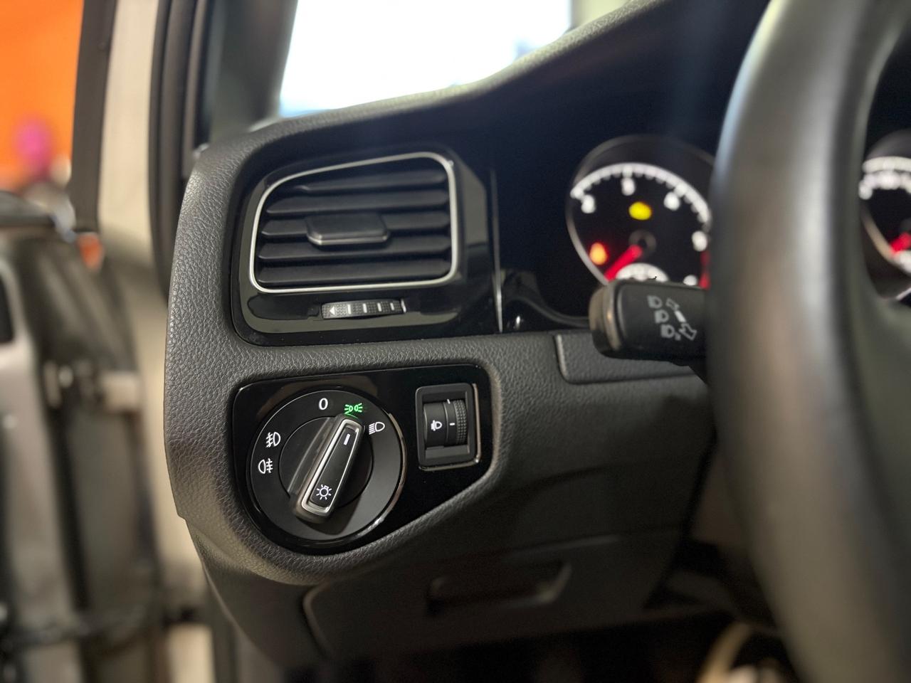 Volkswagen Golf 1.6 TDI 5p. Highline BlueMotion Technology