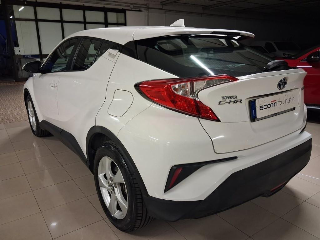 TOYOTA C-HR (2016-2023) - C-HR 1.8 Hybrid E-CVT Active