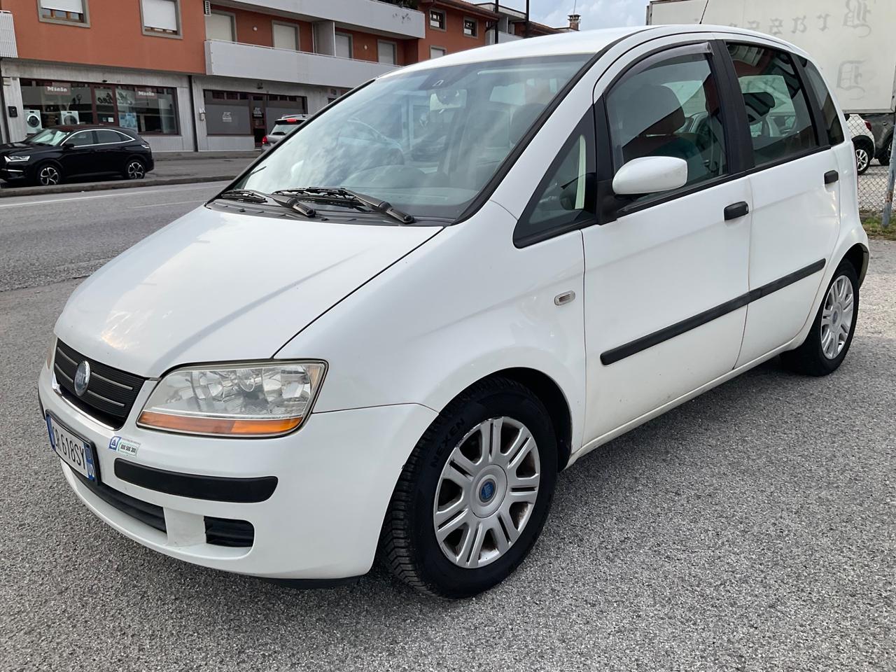 Fiat Idea 1.4 16V Dynamic