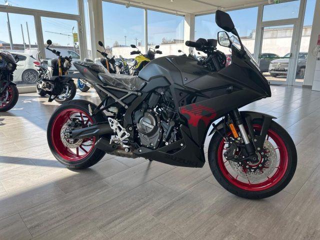SUZUKI GSX-8R GSX-8R