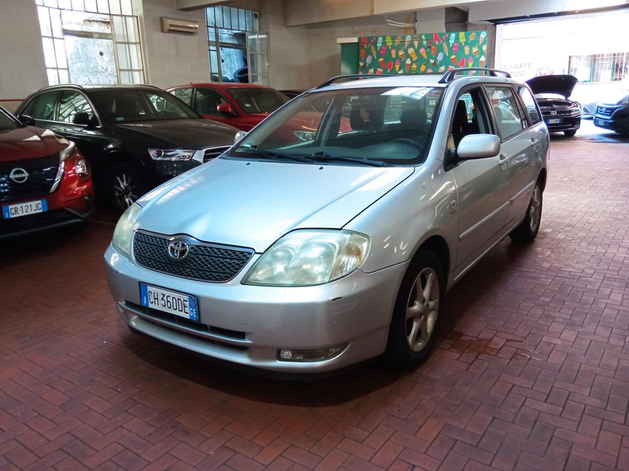 Toyota Corolla 1.4 16V Station Wagon € 4 Benzina