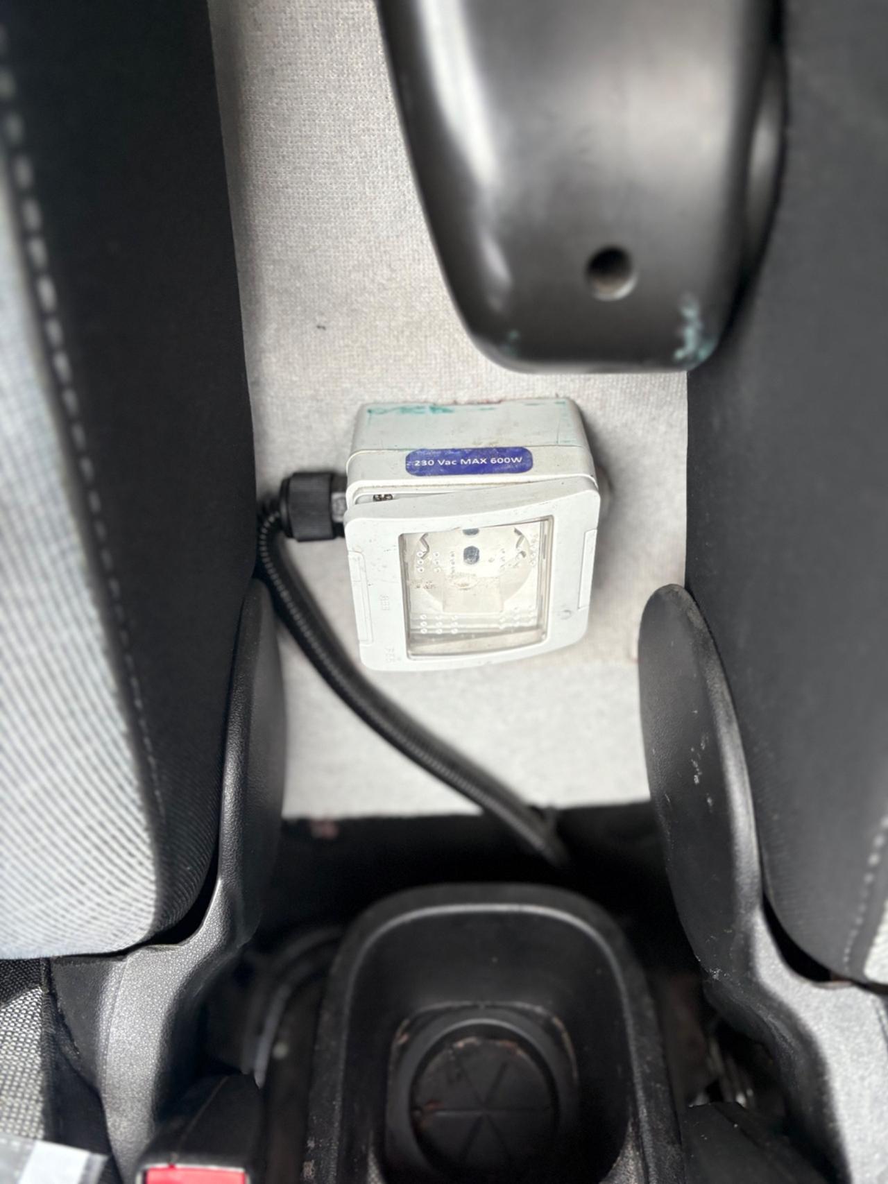 Fiat Fiorino 1.3 MJT 95CV Combinato Adventure