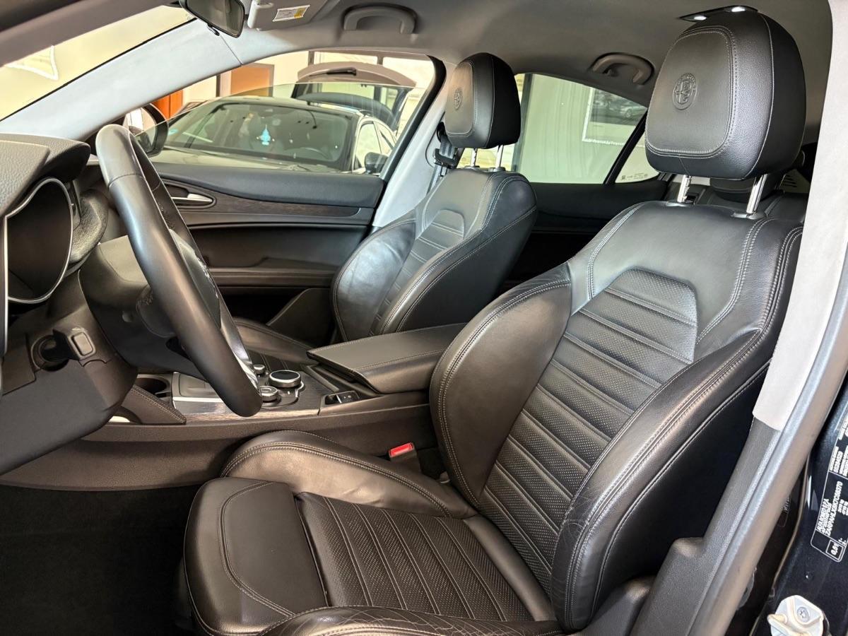 ALFA ROMEO STELVIO 2.2 T.diesel 190 CV AT8 Q4 Exec. UNICO PROPRIETARIO/ NAVIGATORE/ PORTELLONE ELETTRICO