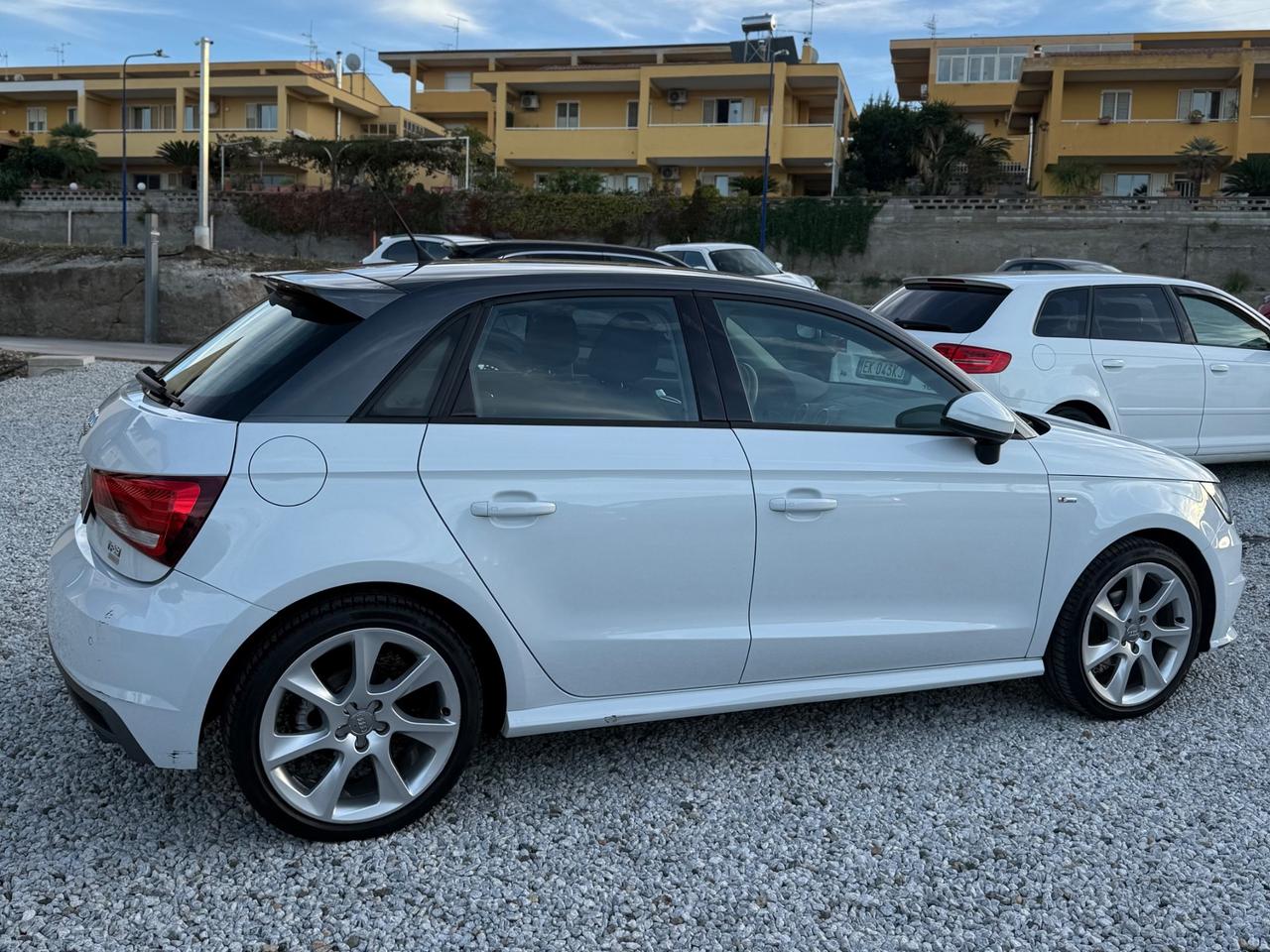 AUDI A1 Sportback S-line 1.0 TFSI 95 CV NEOPATENT.