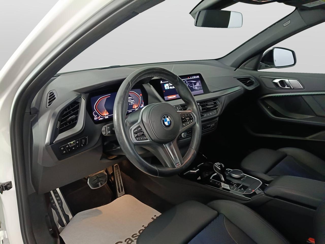 BMW Serie 1 F40 - 116d Msport auto