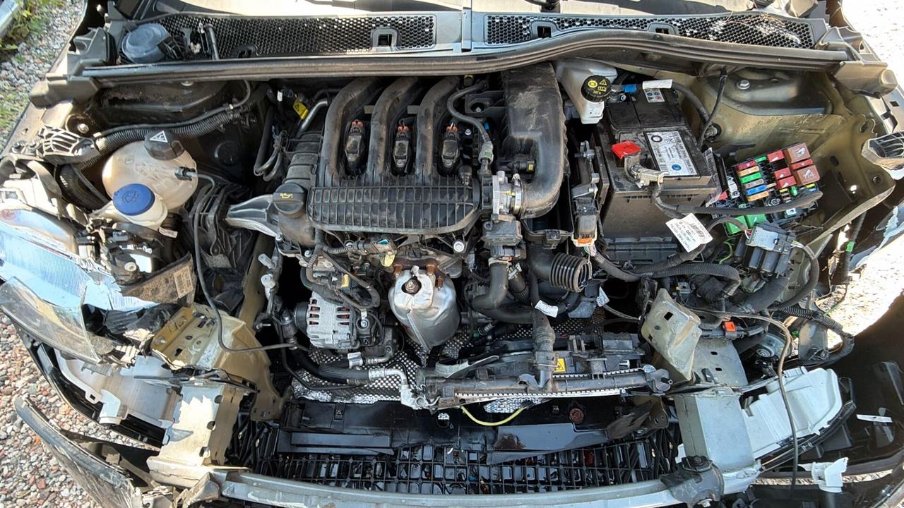 Peugeot 208 PureTech 75 Stop&Start 5 porte Active Sinistrato Incidentata