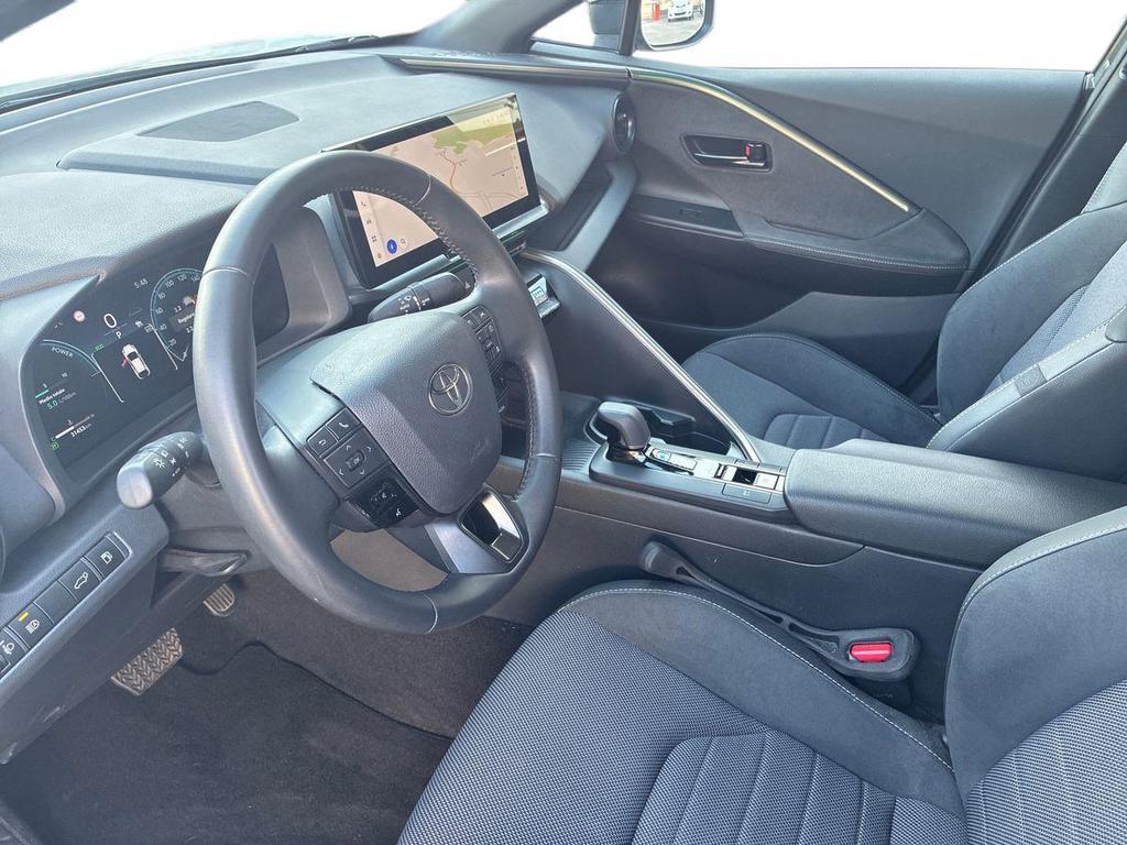 Toyota C-HR 1.8 hv Lounge fwd e-cvt