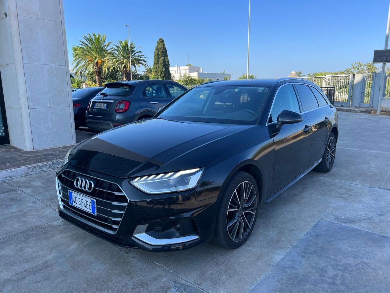 Audi A4 Avant 40 g-tron S tronic line edition