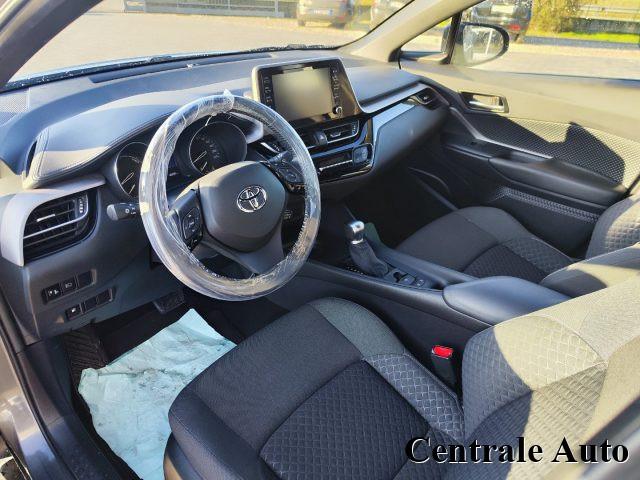 TOYOTA C-HR 1.8 Hybrid E-CVT Active