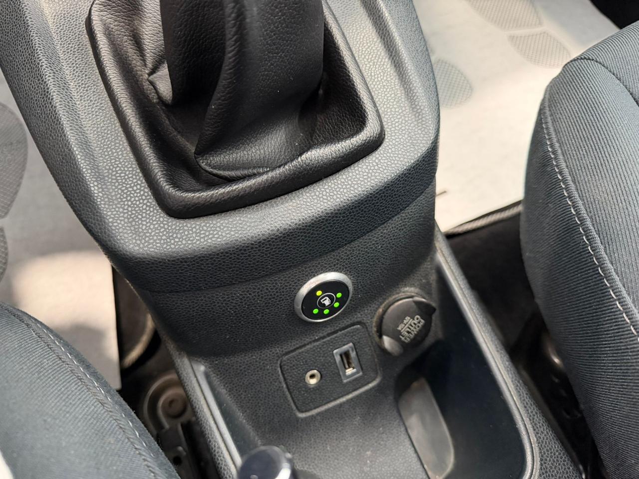Ford Fiesta 1.4 5 porte Bz.- GPL Titanium