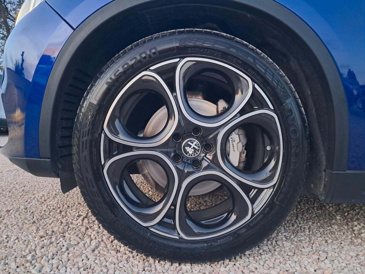 Alfa R. Stelvio 190 CV * AT8 Q4 *LED-PELLE-CERCHI 20*