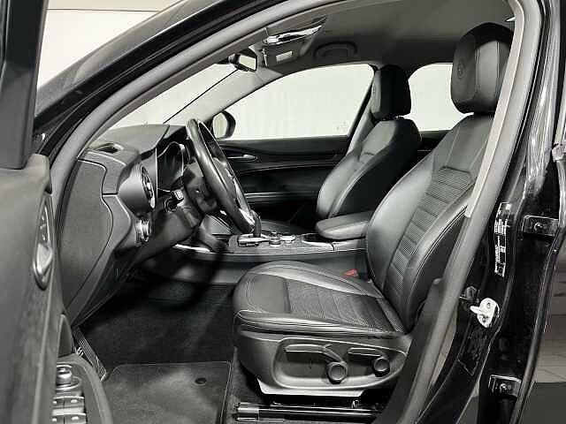 Alfa Romeo Stelvio 2.0 Turbo 200 CV AT8 Q4 Executive