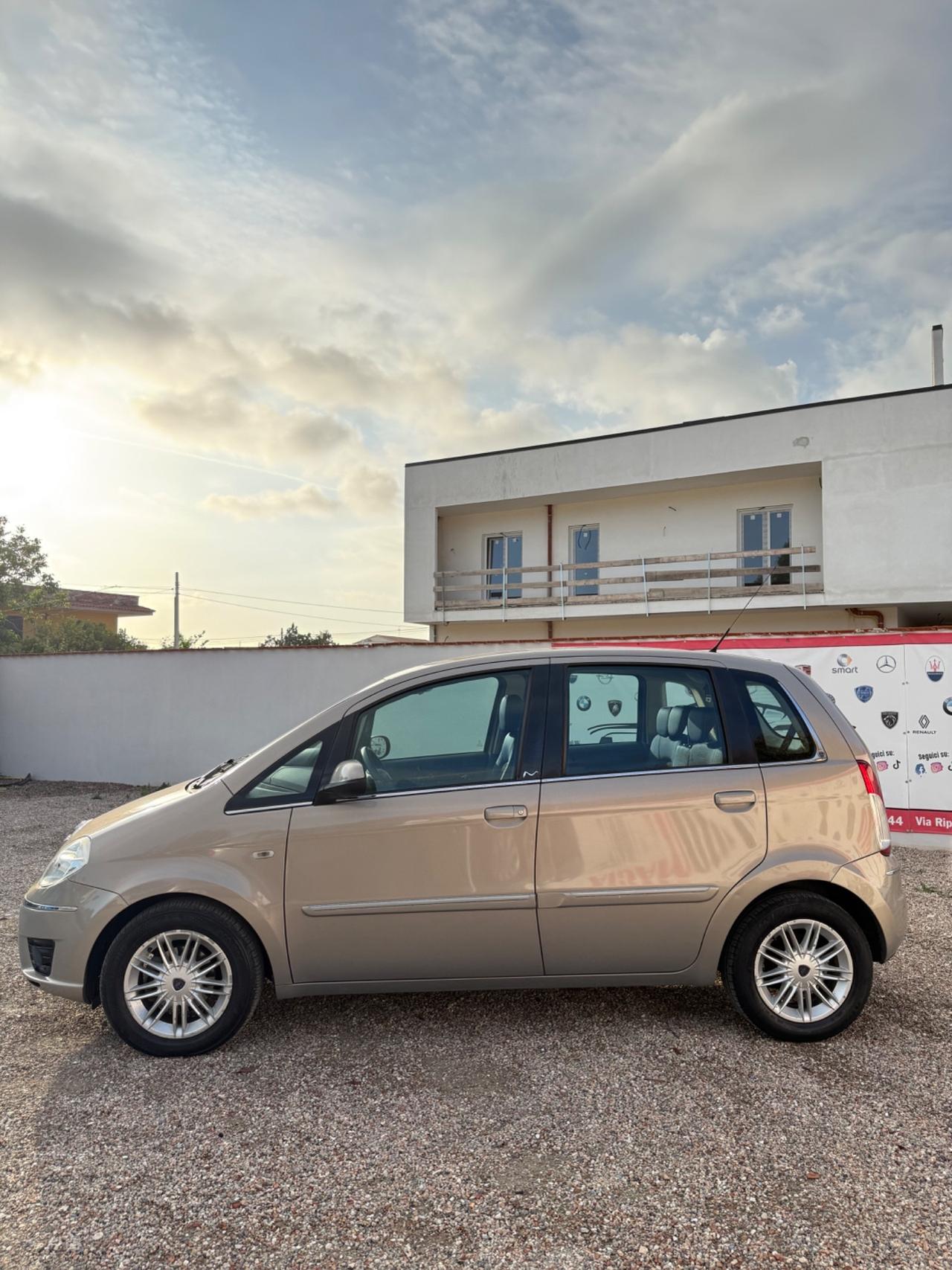 Lancia MUSA 1.4 16V EURO 5 Oro Plus
