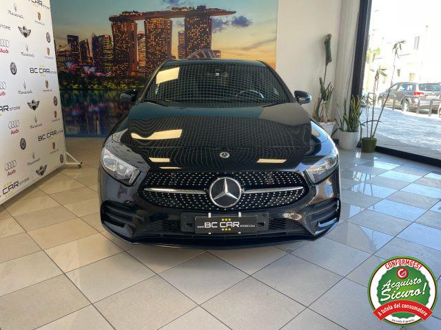 MERCEDES-BENZ A 180 Aut. Premium AMG *NIGHT PACK