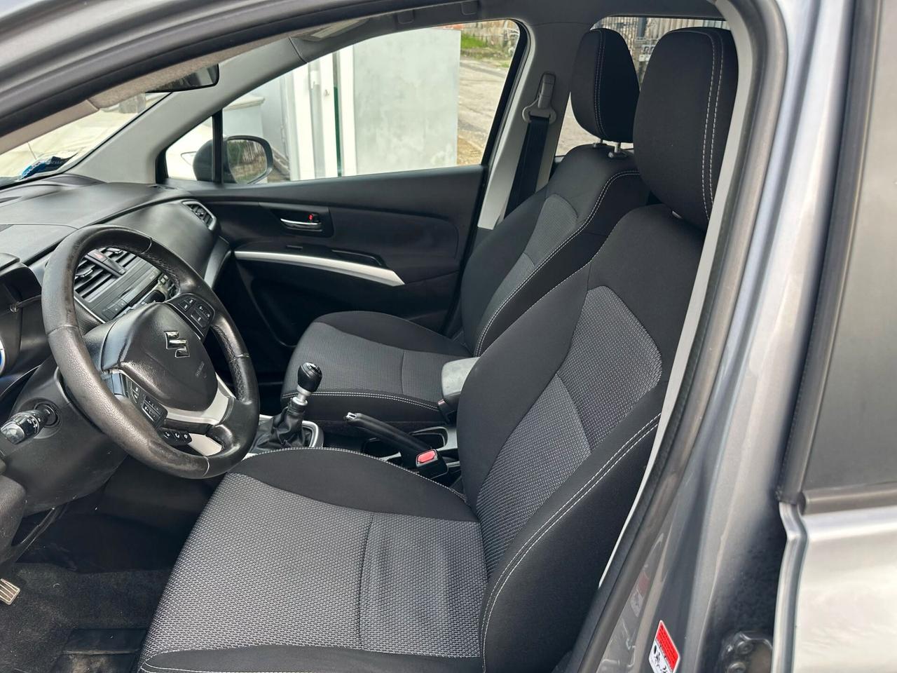 Suzuki S-Cross 1.6 DDiS Star View