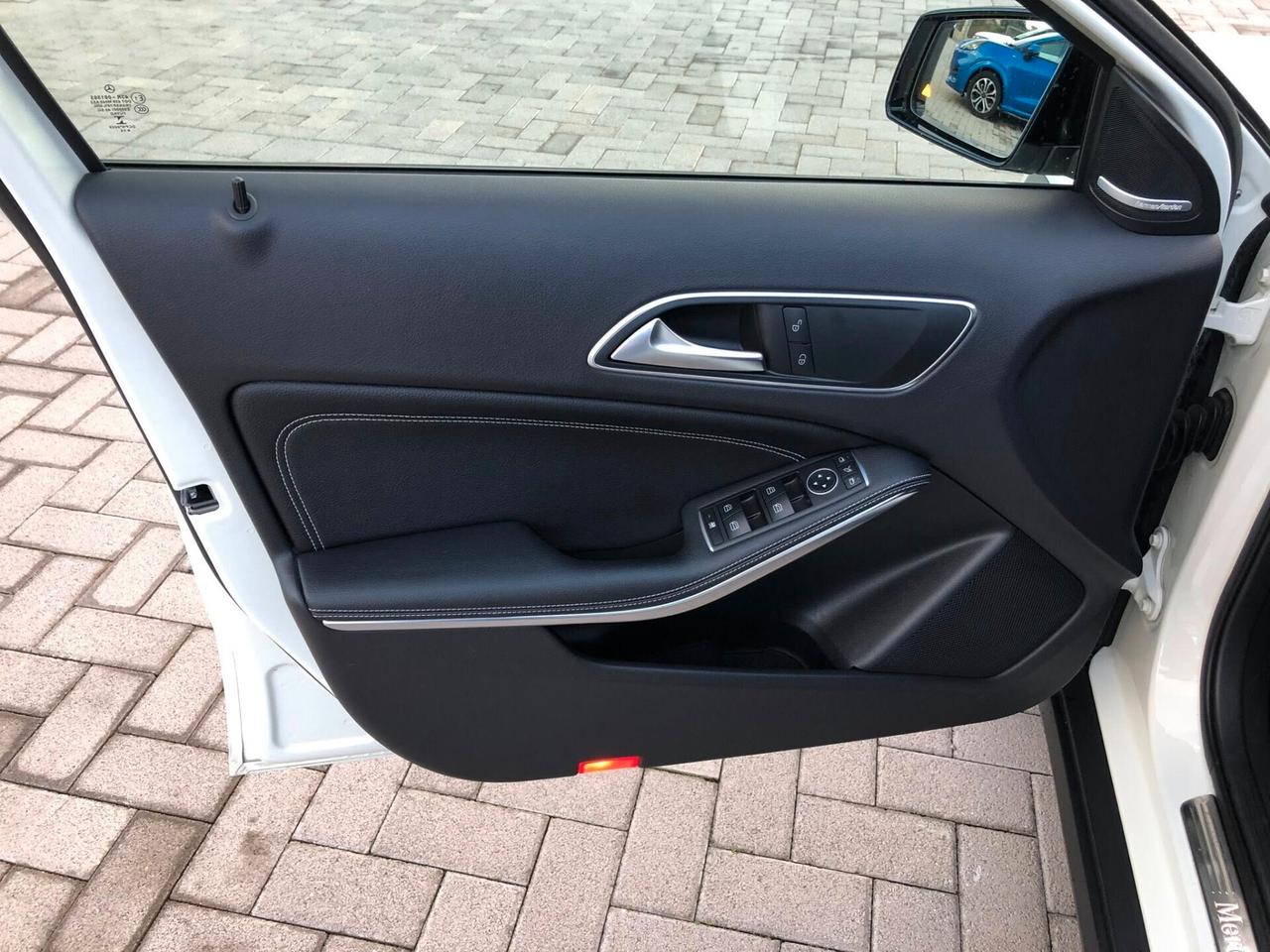 Mercedes-benz GLA 200 CDI A 4Matic Premium 2014