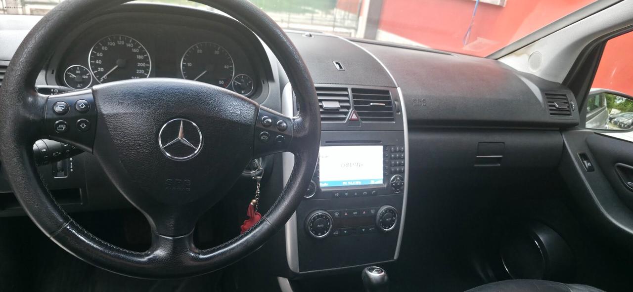 Mercedes-benz A 200 CDI Avantgarde automatico