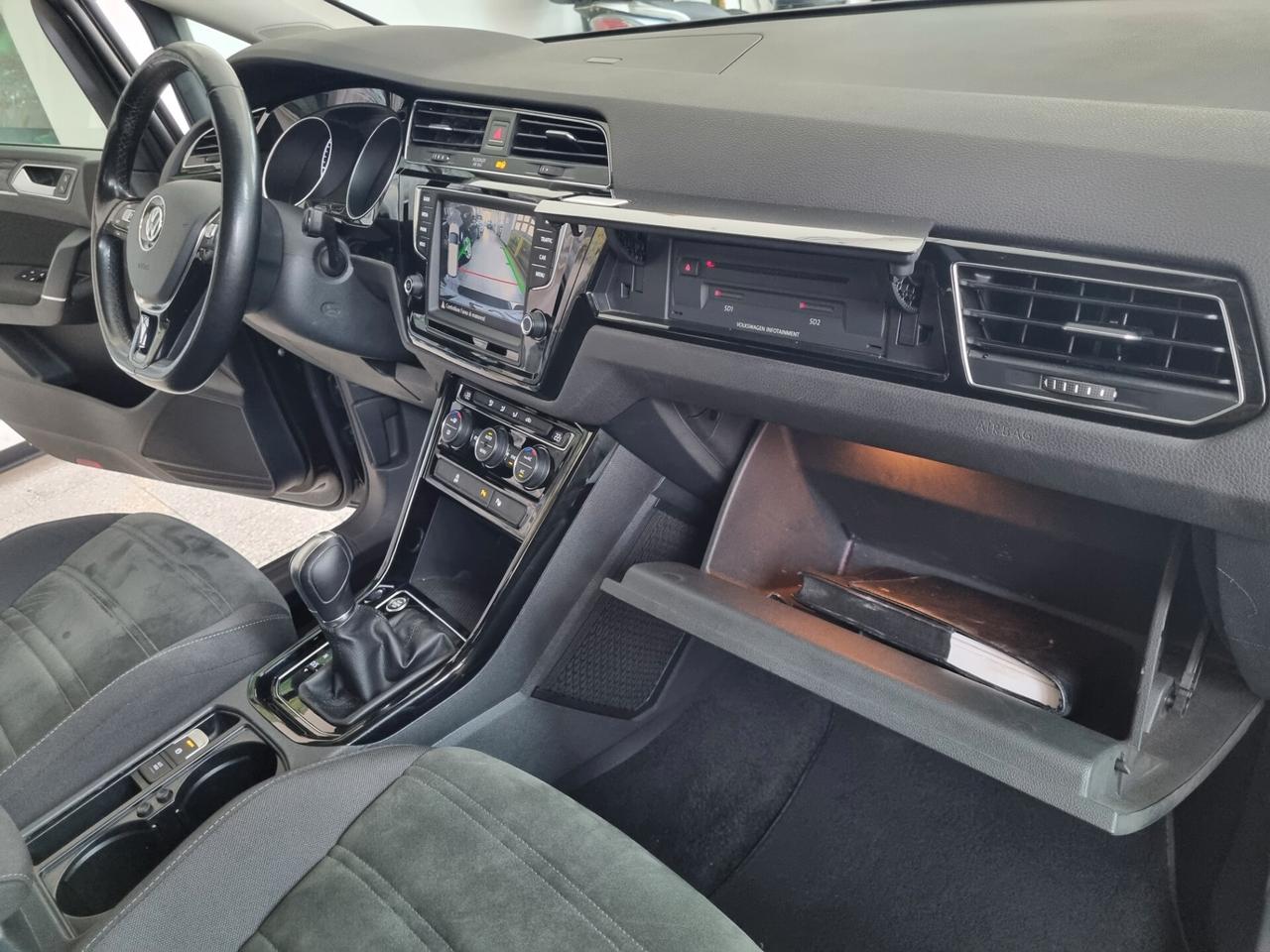 Volkswagen Touran 1.6 TDI 115 CV DSG 7 POSTI, FULL LED, TETTINO, KEYLESS