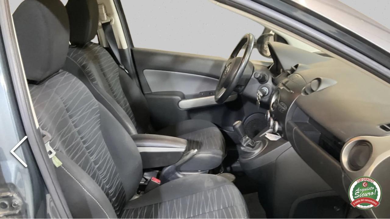 Mazda 2 **Garanzia Guasti 12 Mesi**