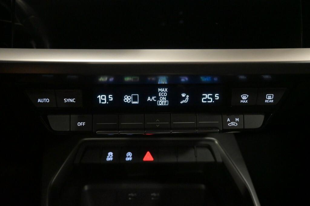 AUDI A3 SPORTBACK 35 TDI 150CV S-TRONIC BUSINESS ADVANCED ( FARI LED - VIRTUAL COCKPIT - ADAPTIVE CRUISE - CLIMA BIZONA - NAVI - MIRROR - SENSORI POST. - TELECAMERA POST. - CERCHI 18 )