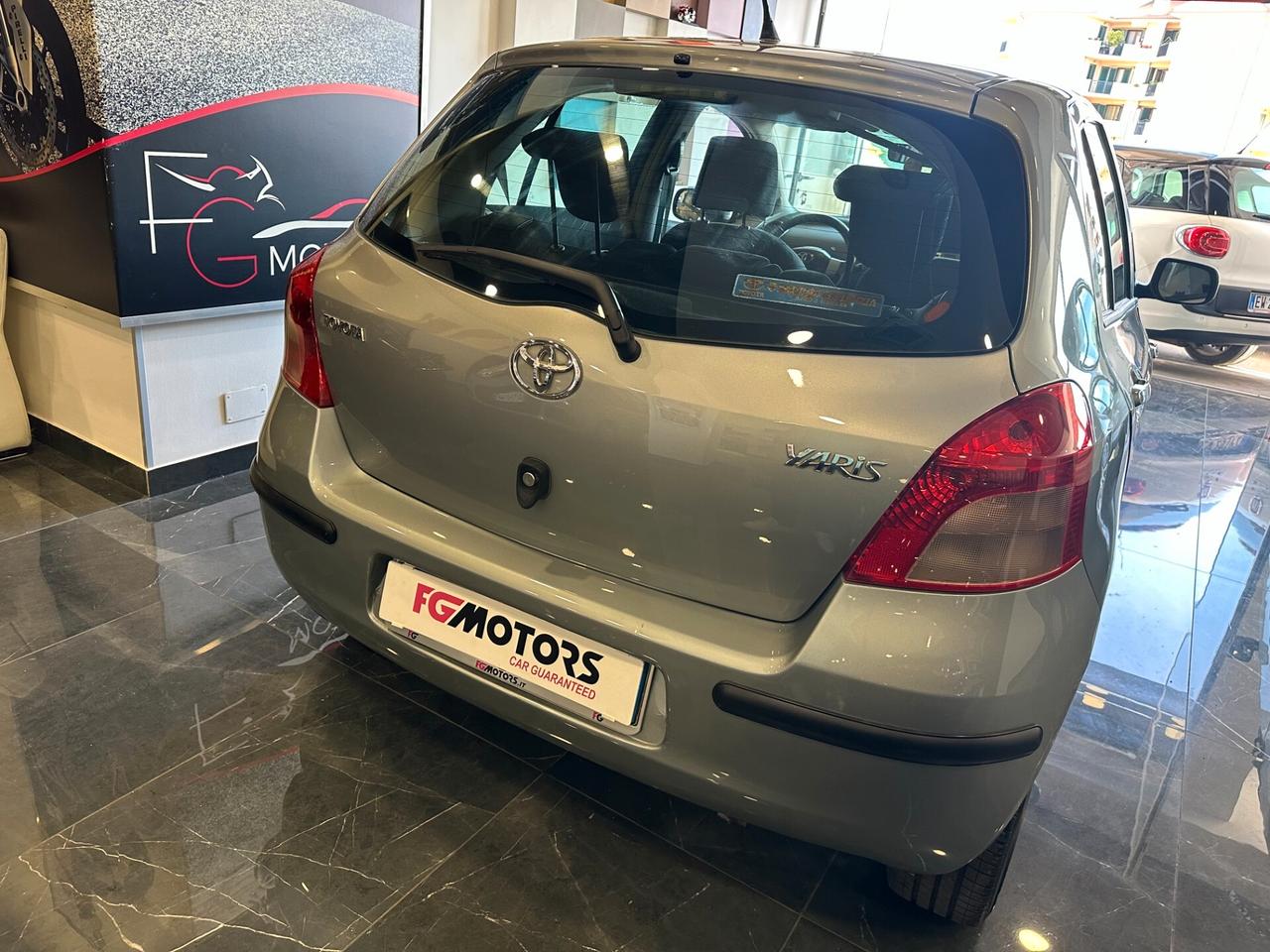 Toyota Yaris 1.4 D-4D 5 porte Sol