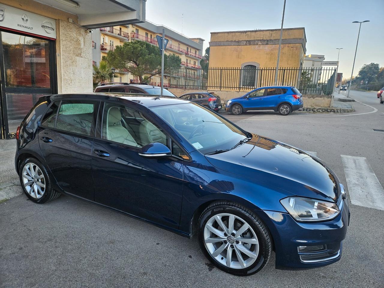 Volkswagen Golf 2.0Tdi 150cv autom. Highline pelle tot