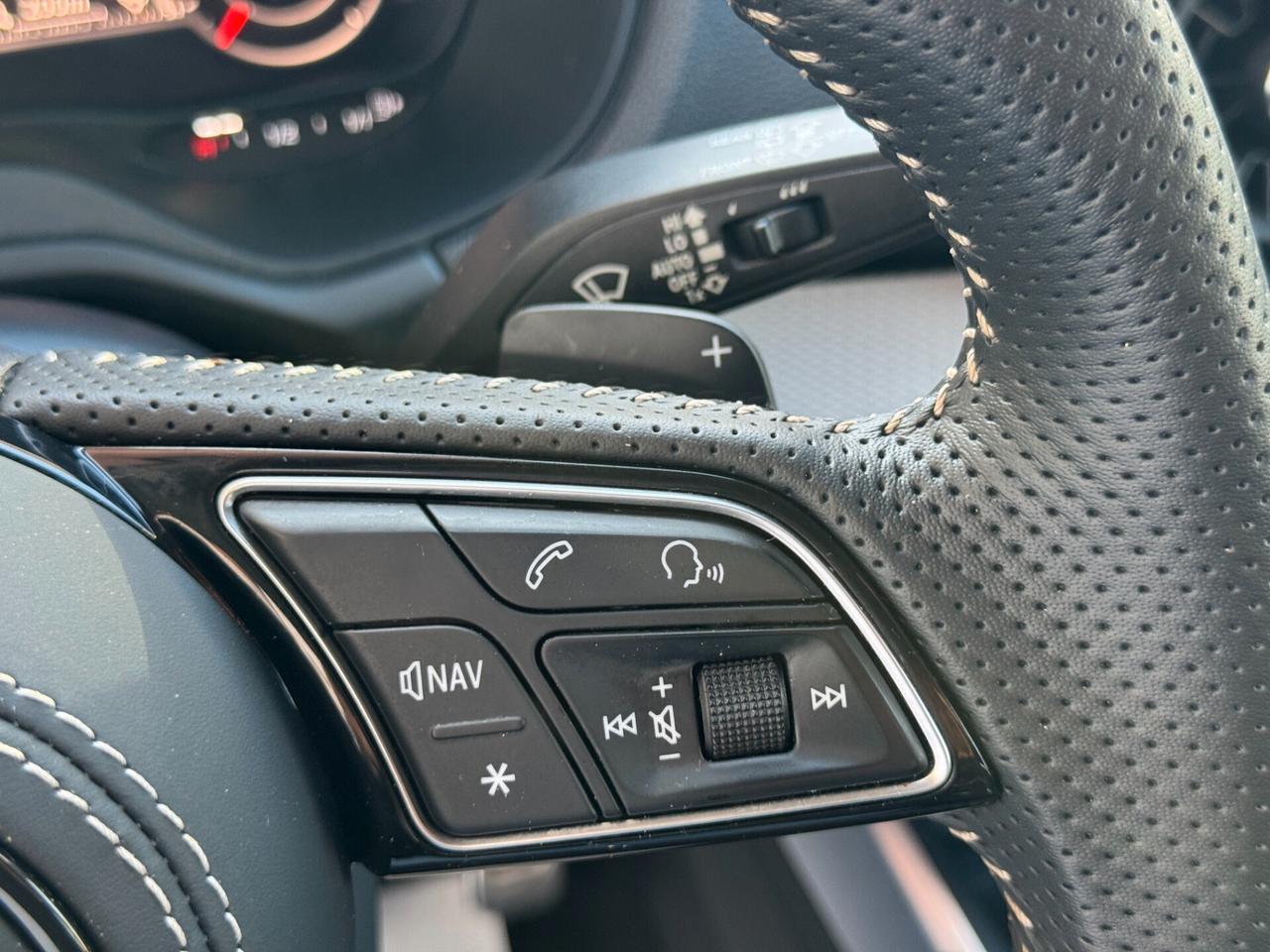 AUDI Q2 35 TDI IDENTITY BLACK 150 CV QUATTRO S-TRONIC