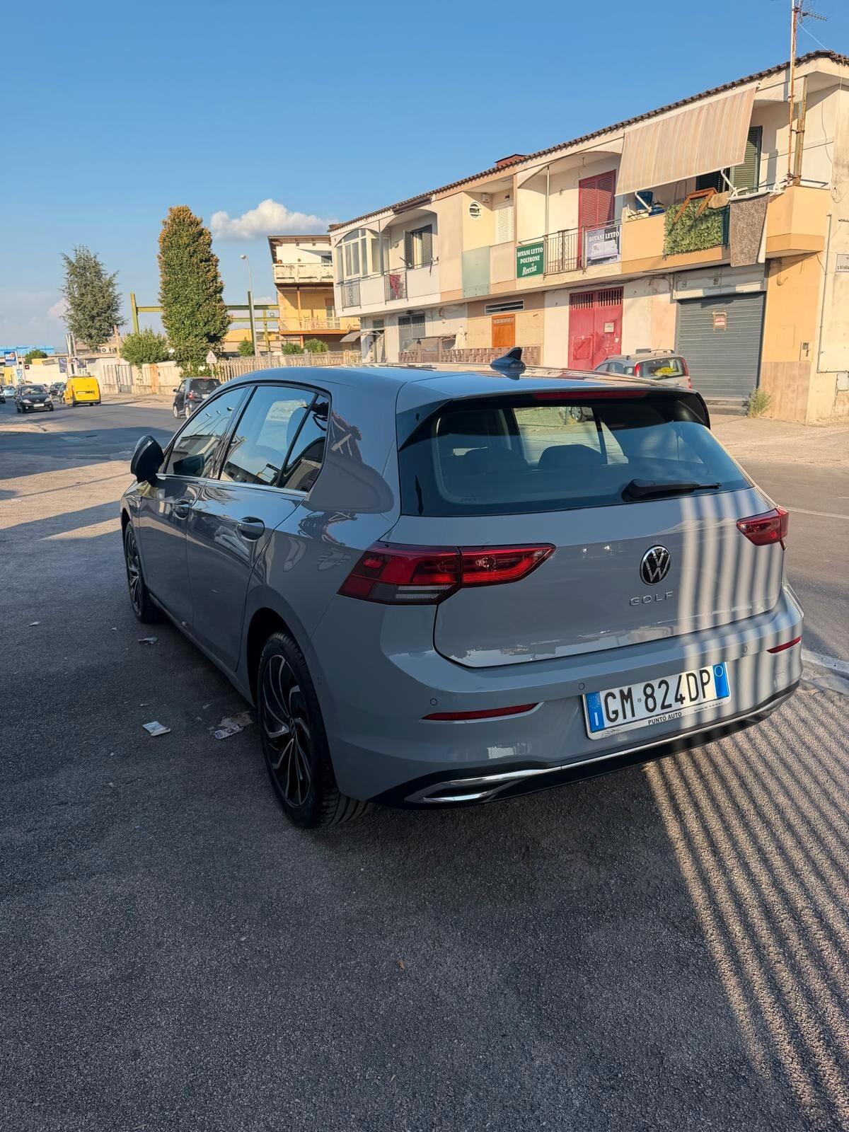 Volkswagen Golf VIII 2020 2.0 tdi Style 115cv dsg