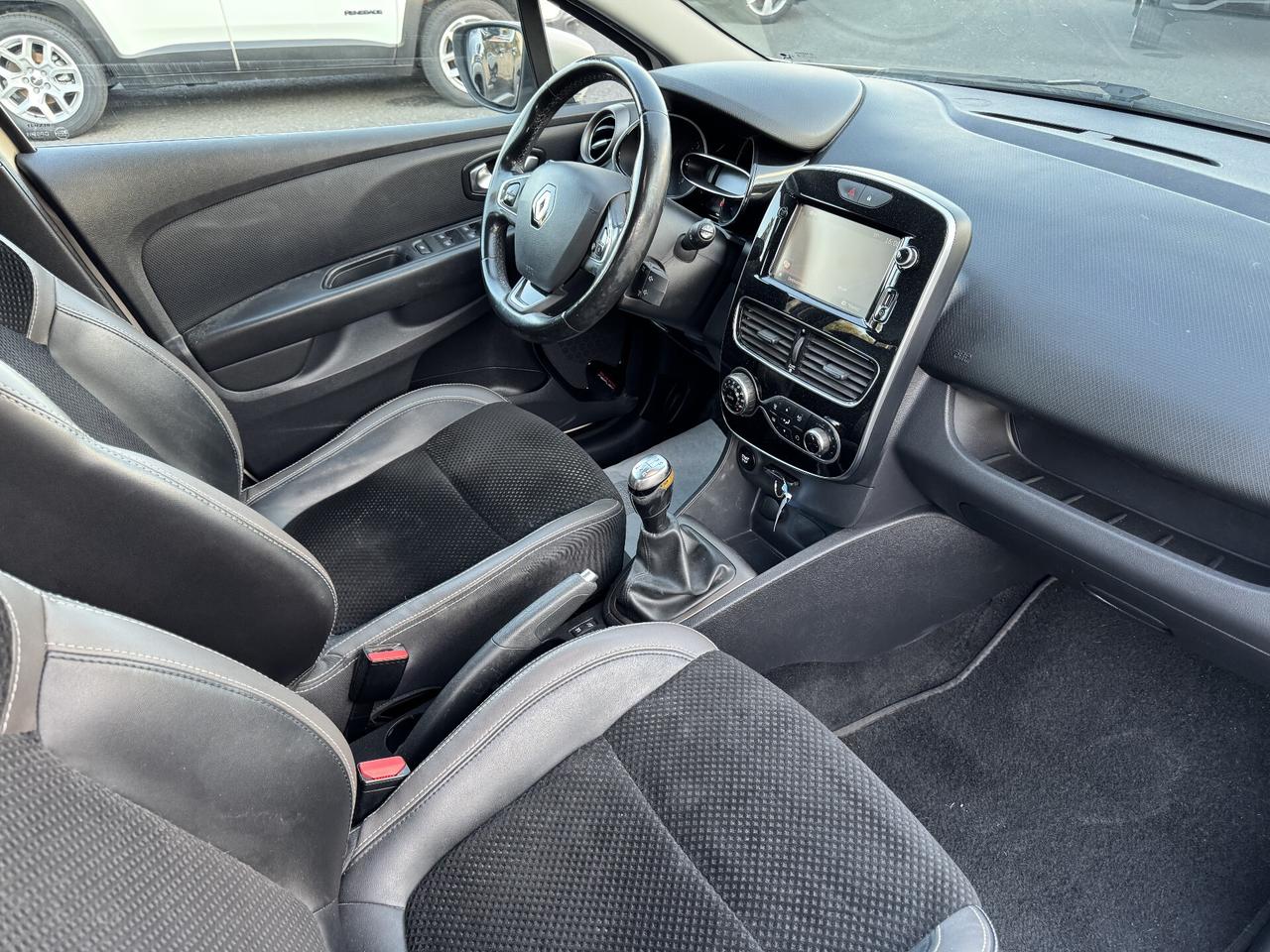 Renault Clio dCi 8V 75 CV Start&Stop 5 porte Energy Intens