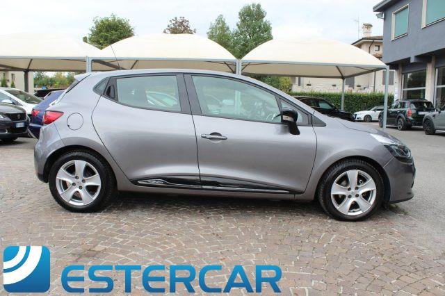RENAULT Clio 1.2 75CV 5 porte Live