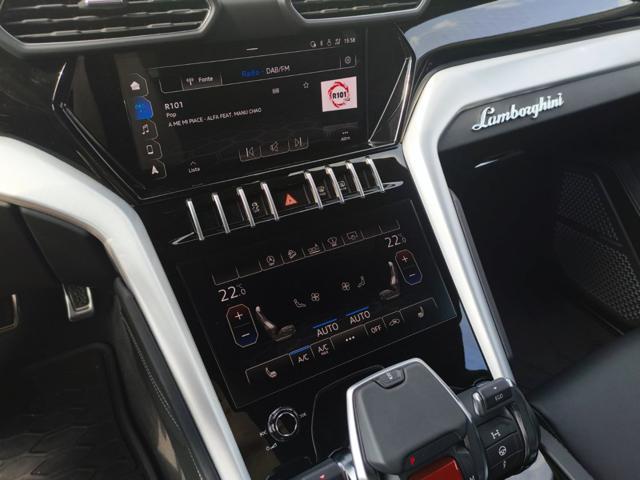 LAMBORGHINI Urus 4.0
