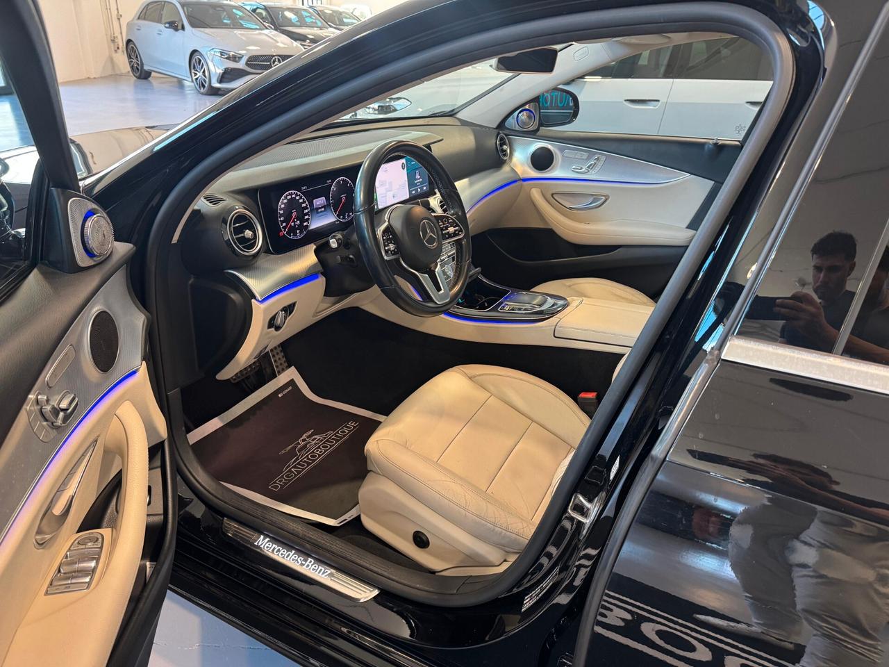 Mercedes-benz E 220 d Auto Premium AMG/TETTO/PELLE/MEMORY