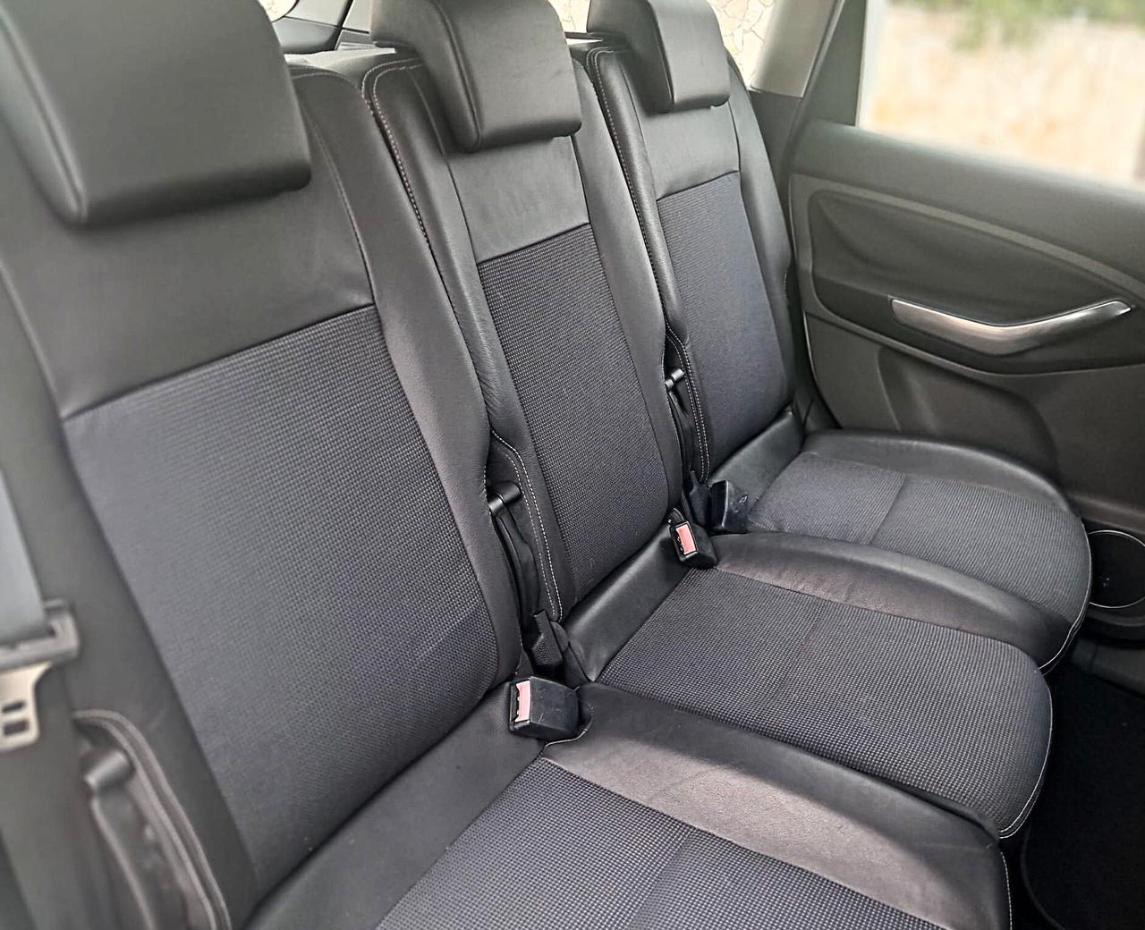Ford C-Max Focus 1.6 TDCi (90CV) Titanium