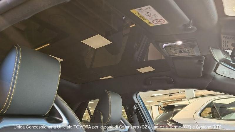 Toyota C-HR 2.0 HV Lounge Premiere