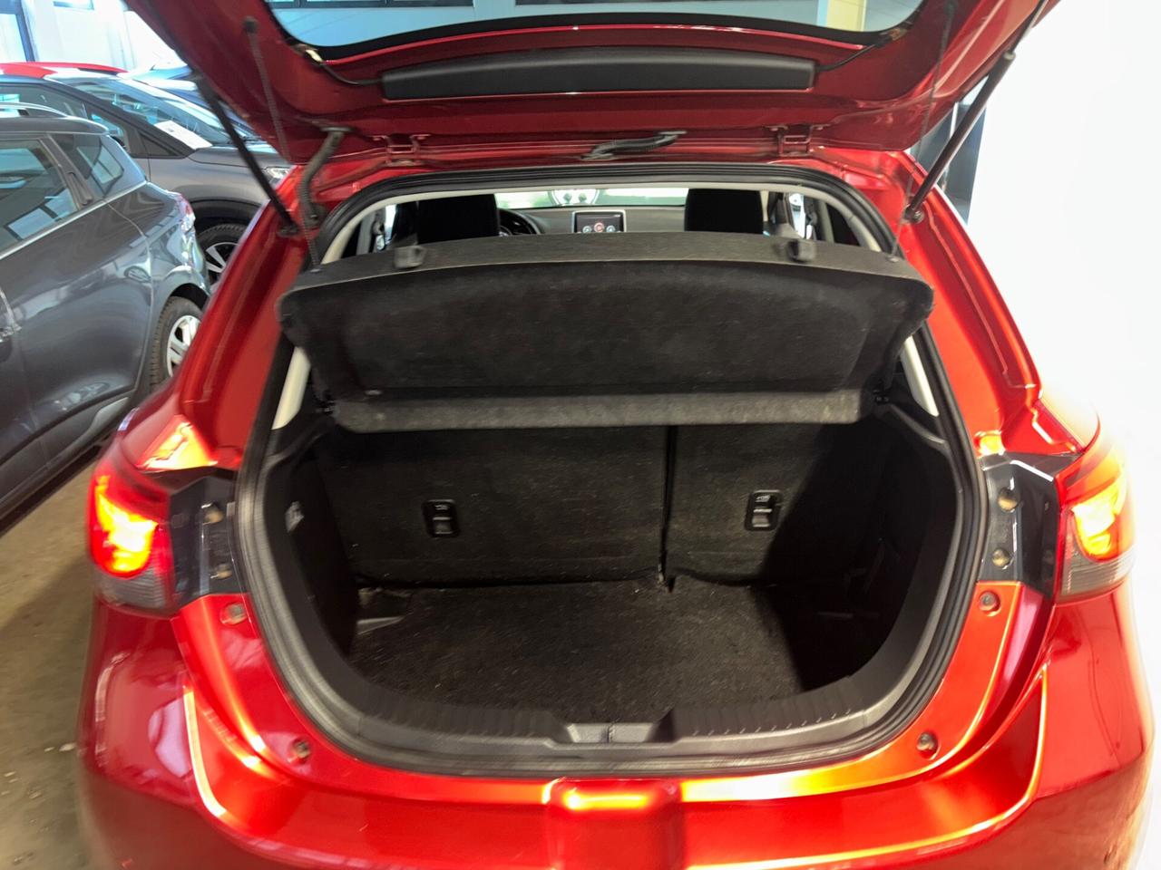 Mazda 2 1.5 Skyactiv-G Exceed OK NEOPATENTATI