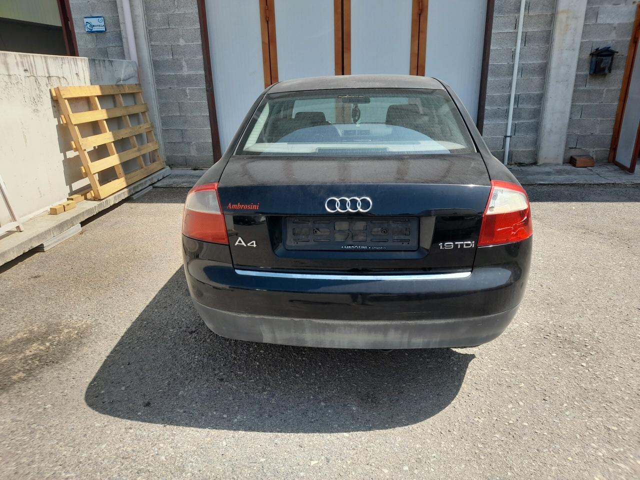 Audi A4 1.9 TDI cat Ambiente