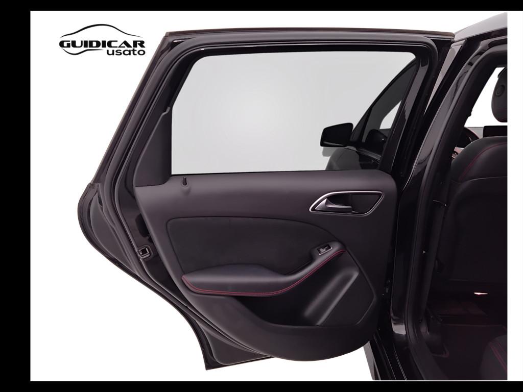 Mercedes-Benz Classe B - T246 - B 200 d Premium Next auto