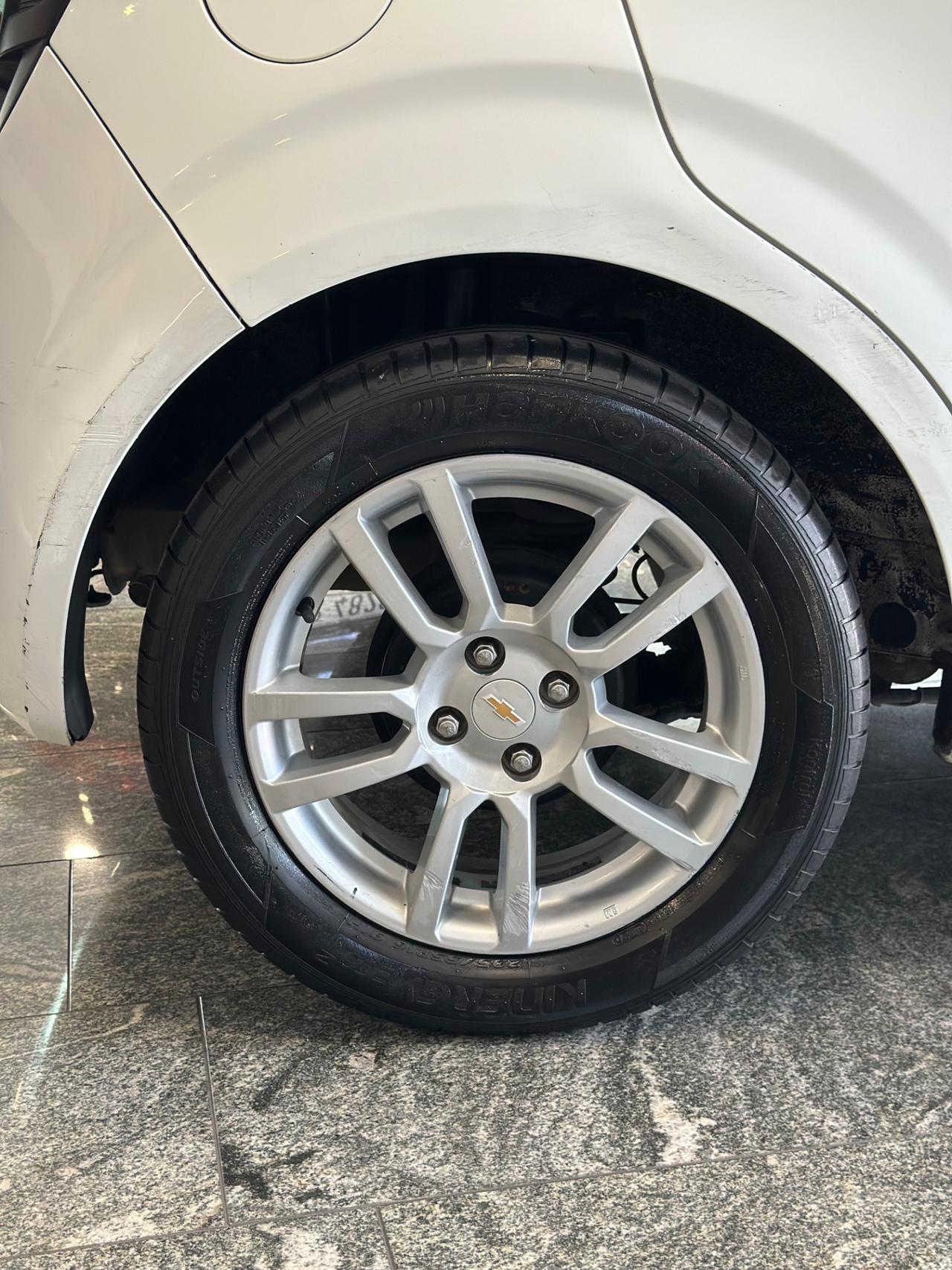 Chevrolet Aveo 1.2 5 porte L