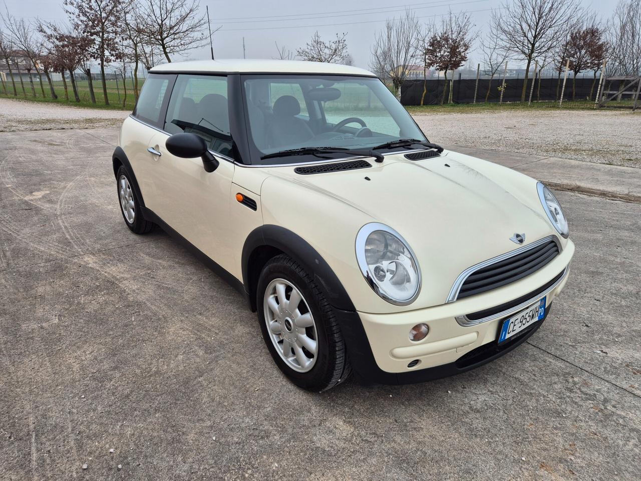 Mini 1.6 16V One de luxe