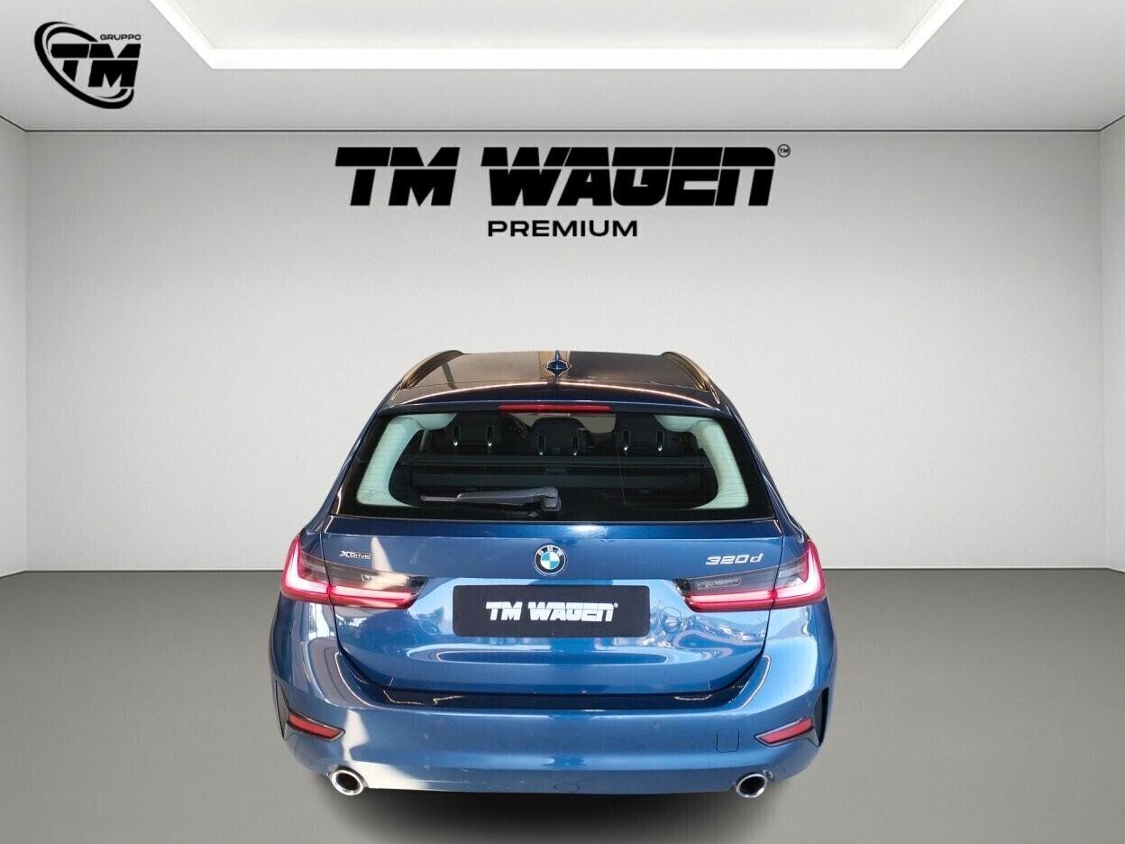BMW 320 d Touring mhev 48V xdrive Business Advantage auto