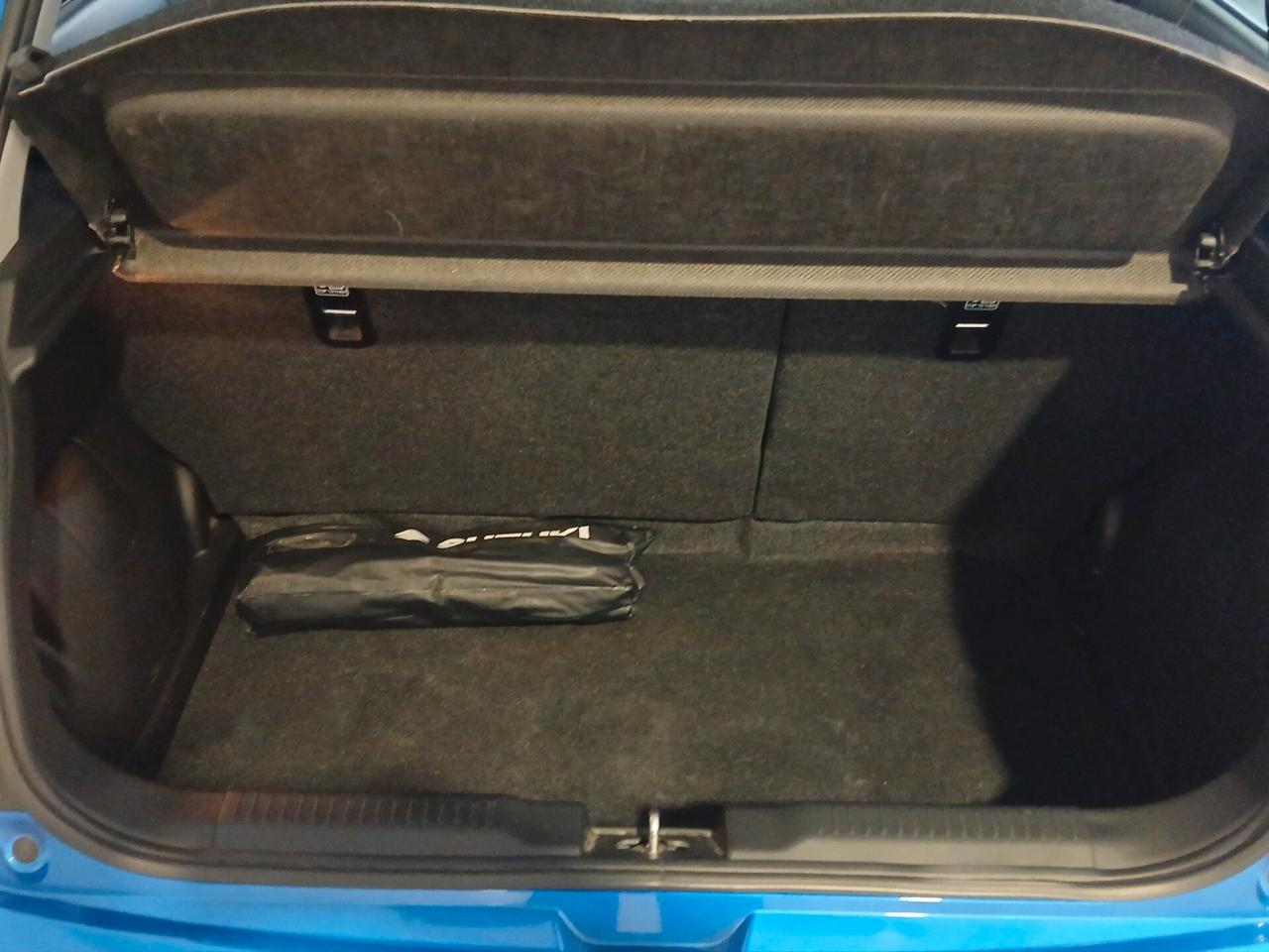 Suzuki Swift 1.2 Hybrid Cool 83 CV