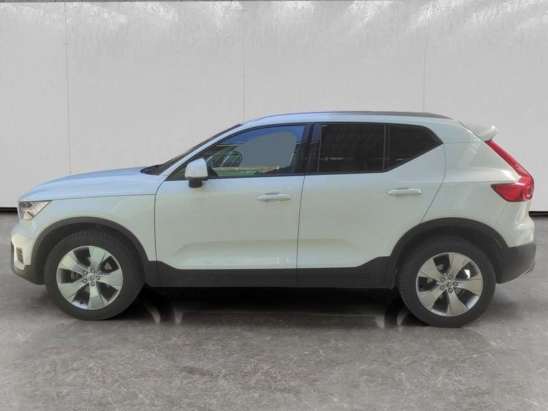 Volvo XC40 1.5 t2 Momentum auto my21