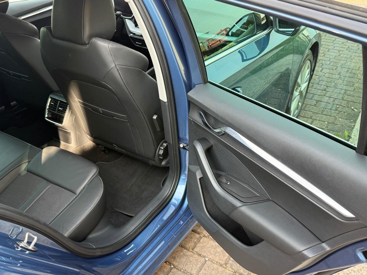 Skoda Octavia 2.0d DSG Style KEYLESS/UNIPRO/STORICO/GARANZIA