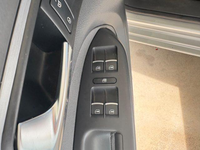 VOLKSWAGEN Touran 1.6 TDI DPF Comfortline BMT 7 POSTI IN PRONTA CONS