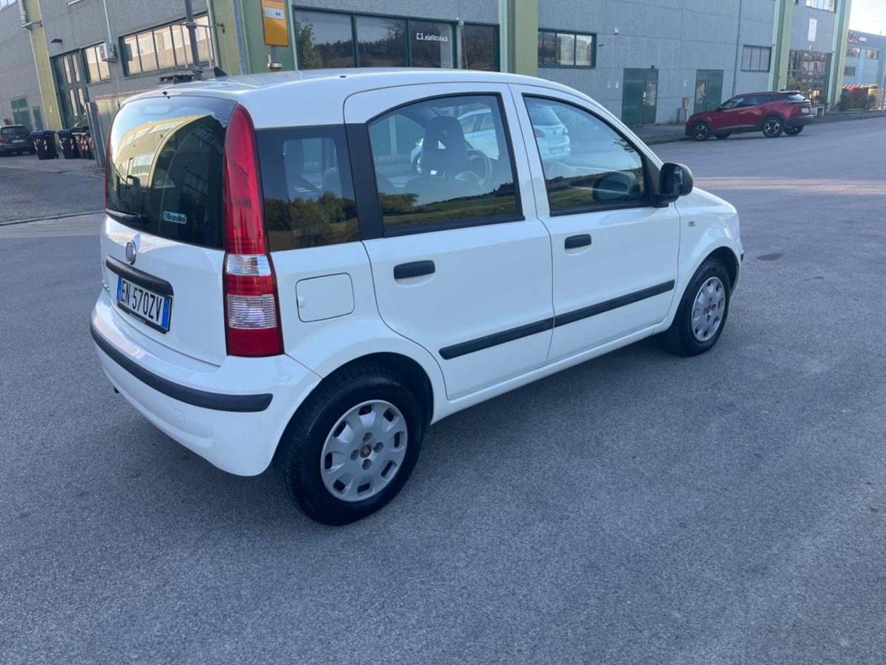 FIAT PANDA 2012 1:2 BENZINA SOLI 62.000 KM