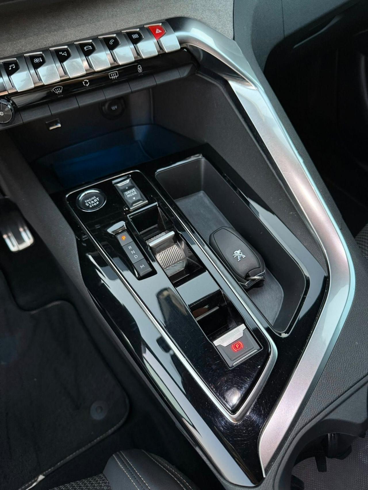 Peugeot 3008 BlueHDi 130 S&S EAT8 GT
